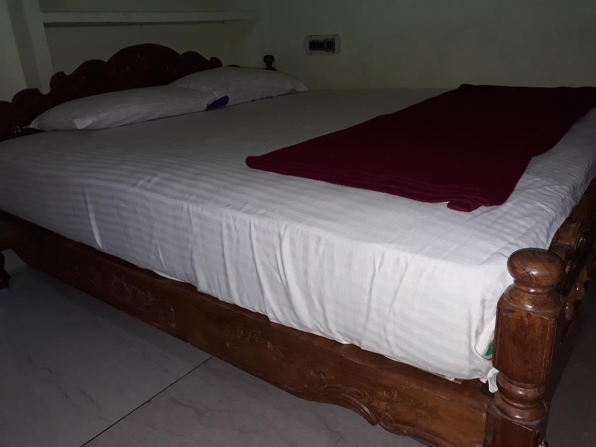 Homestay Alhind Residency *